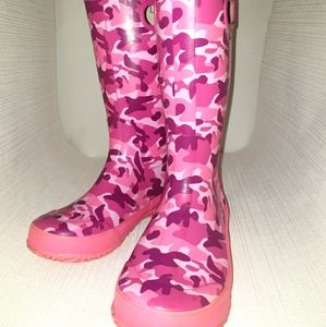 Bogs little girl Camo rainboots size 2